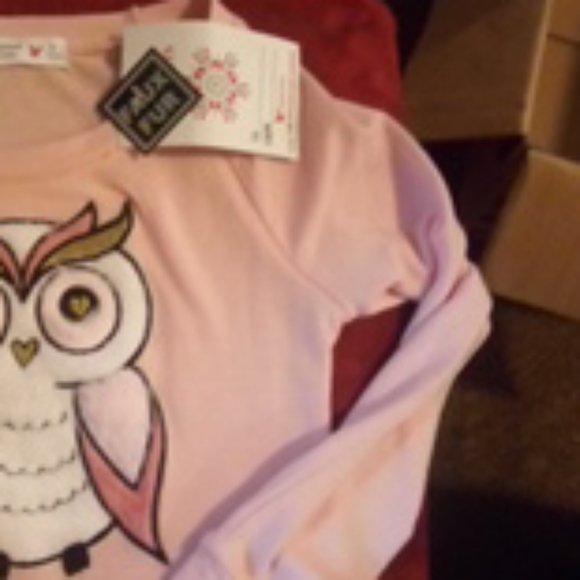 Sweatshirt - Picture 2 of 3